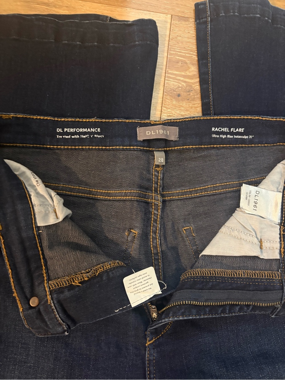 DL1961 Rachel Flare Dark Indigo Size 28